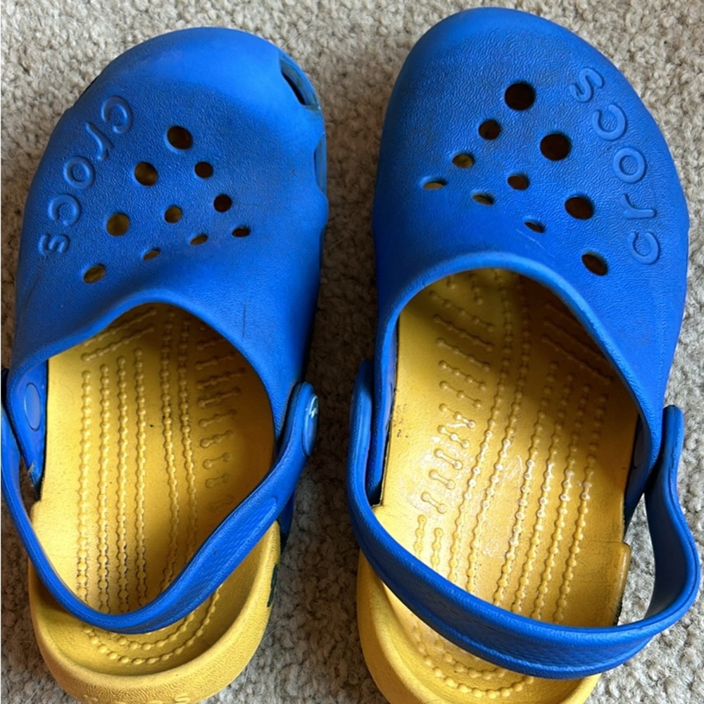 Crocs